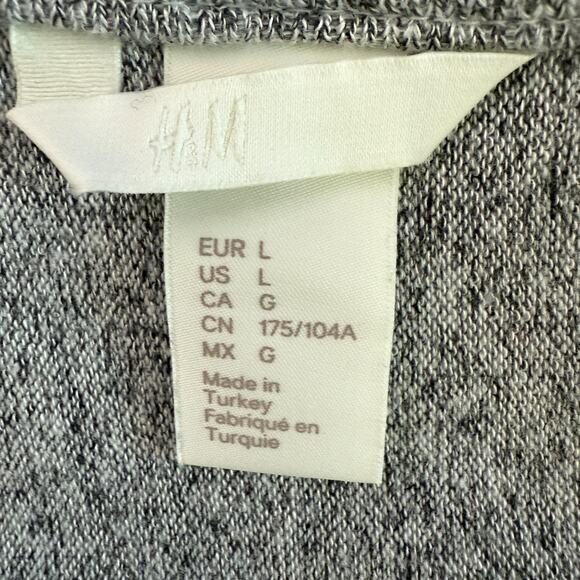 H&M Women's Gray Dolman Sleeve Sweater Size L Classic Preppy Minimalist Casual - Picture 4 of 5